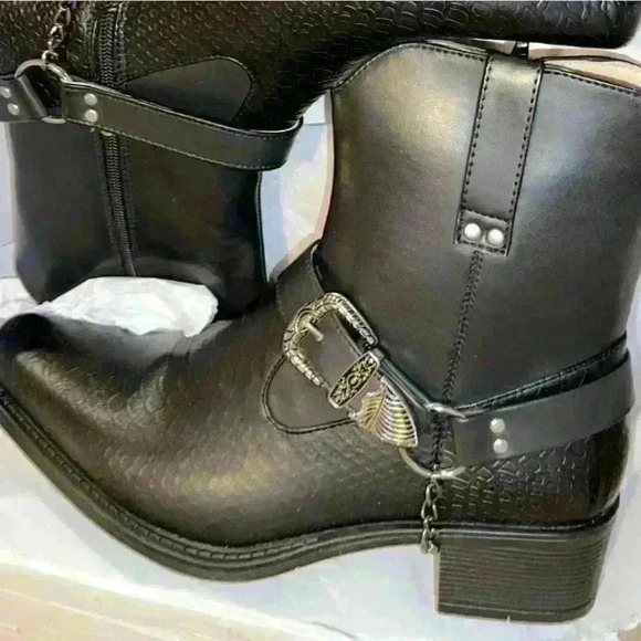 New Black Men's Cuban Heel Cowboy Boots Silver Belt concho accents - Never Worn - Picture 2 of 13